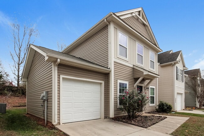 Building Photo - 1048 Joselynn Drive