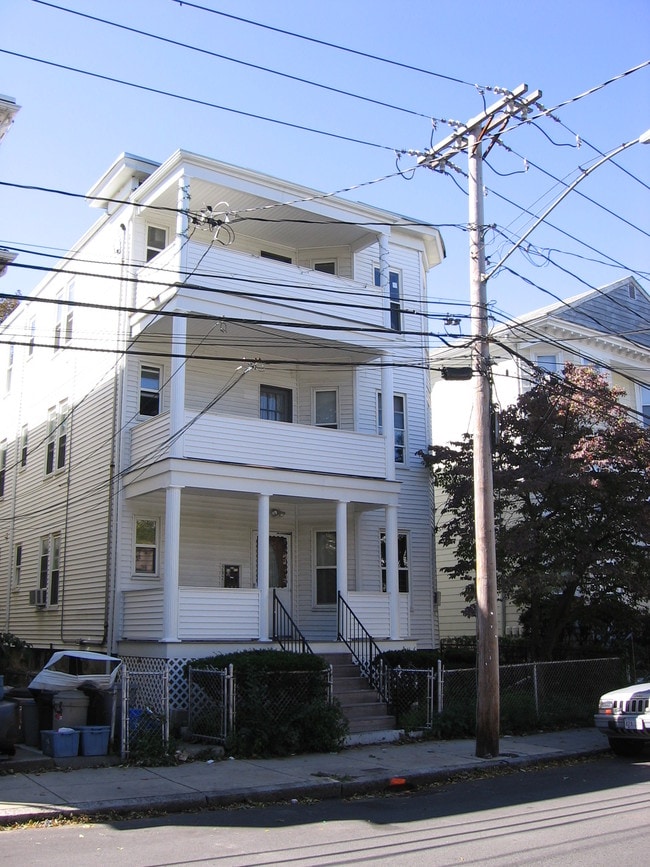 Building Photo - 292 Summit Ave