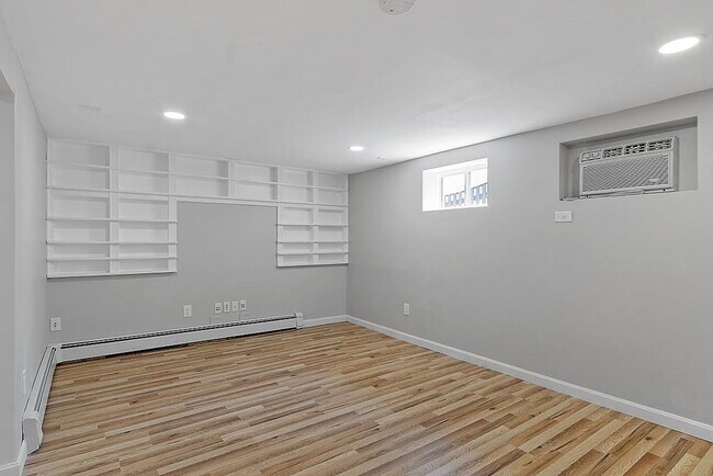 Building Photo - 58 Clarendon Ave