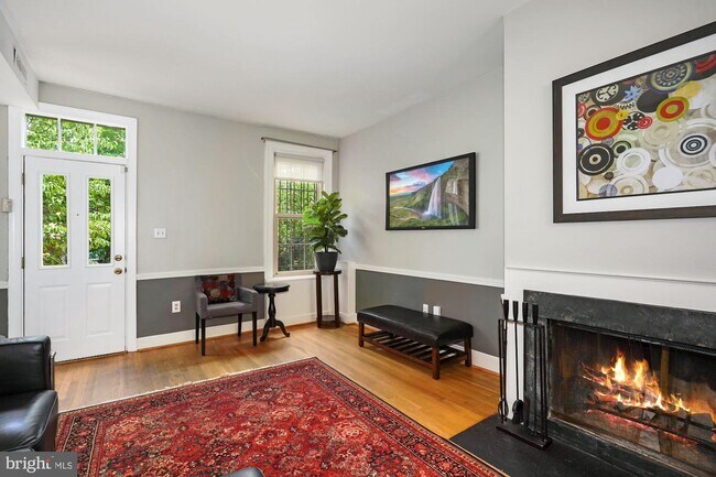 Foto del edificio - 521 9th St SE