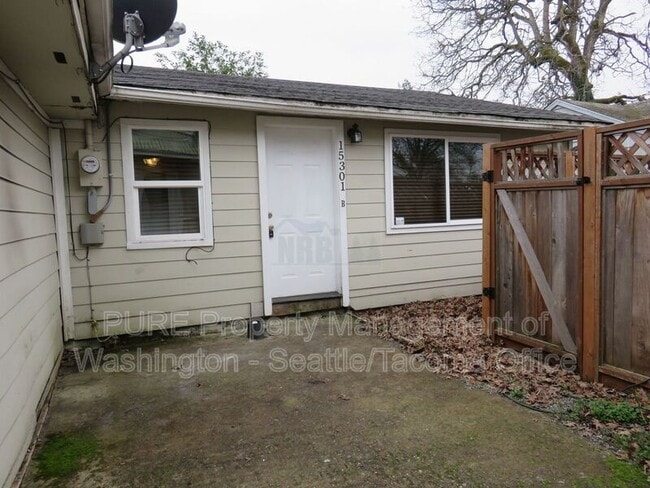 Building Photo - 15301 Portland Ave SW
