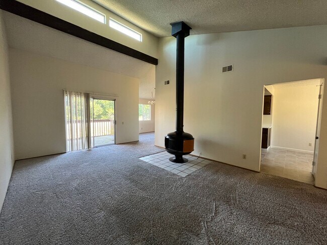 Foto del edificio - 3 BR 2.5 BA CONDO OFF LA RIVIERA