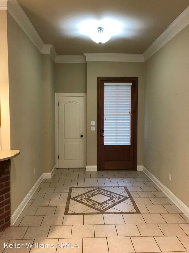 Foto del edificio - 4 br, 2.5 bath House - 413 Magazine Ct