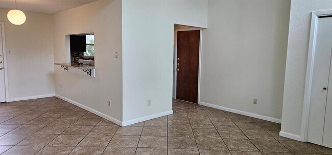 Foto del edificio - 5409 Duval St