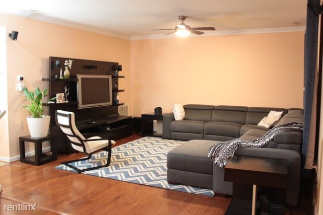 Foto del edificio - 9413 Meredith Creek Ln