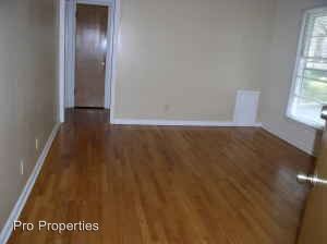 Foto del edificio - 4702 Cass St