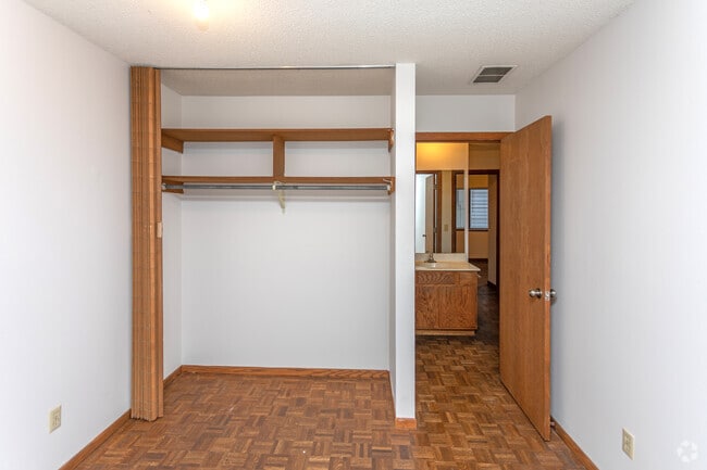 5BR, 1BA - 1,950SF - Vancleve Townhomes