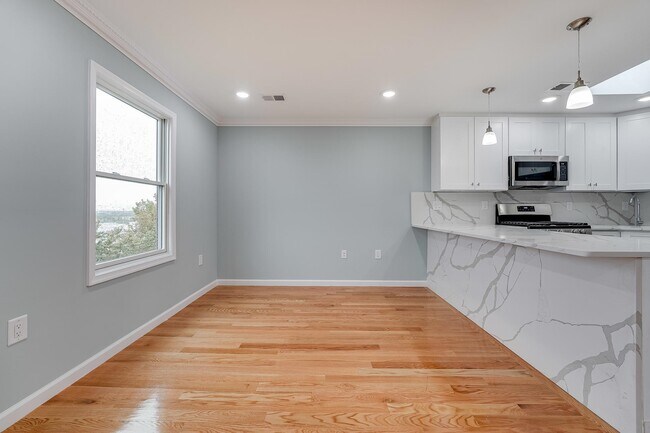 Foto del edificio - 237 Terrace Ave