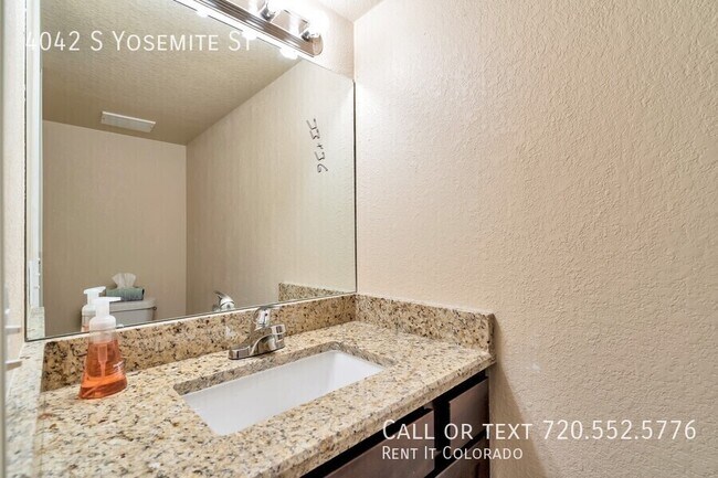 Foto del edificio - 4042 S Yosemite St