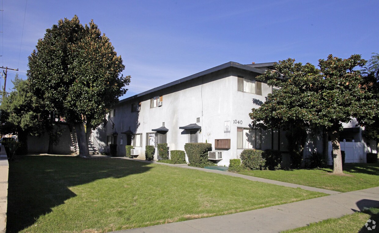 Primary Photo - 1040 W G St