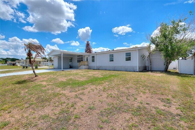Foto del edificio - 486 Lindsey Dr