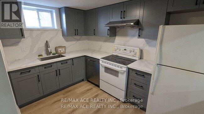 Building Photo - 40 Jacwin Dr