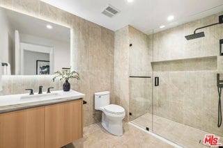 Building Photo - 1414 1/2 South Beverly Drive Apt #401, Los Angeles, CA 90035 - 3 BR 3 BA house