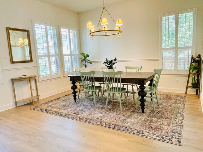Foto del edificio - 7721 Haggans Ln