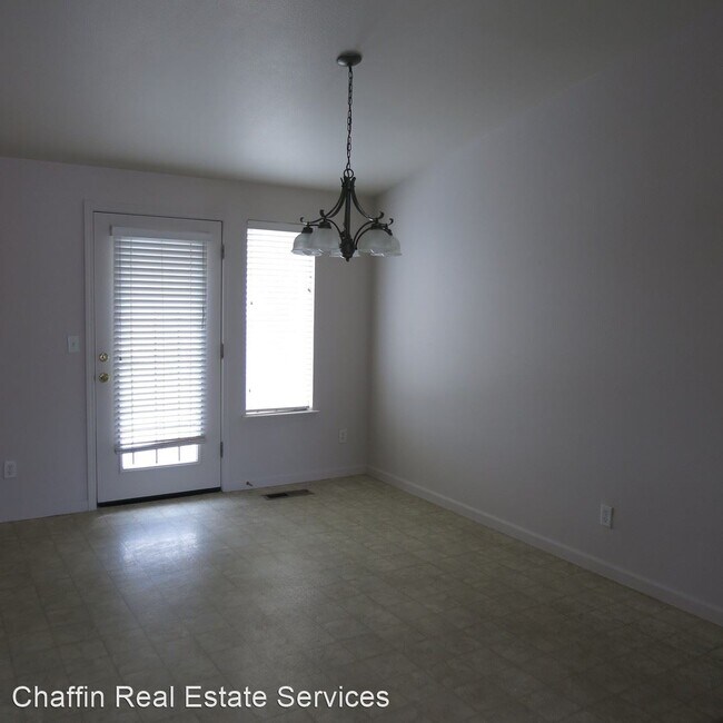 Building Photo - 4 br, 2 bath House - 1459 Grey Bluffs Dr