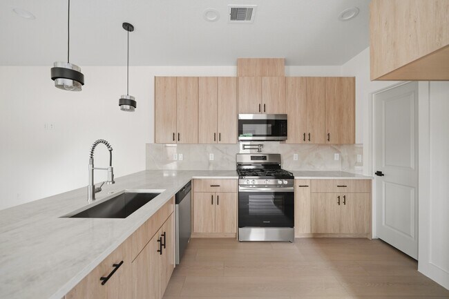Foto del edificio - 4314 Stassen St