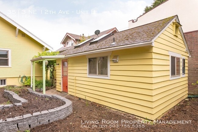 Building Photo - 3513 NE 12th Ave