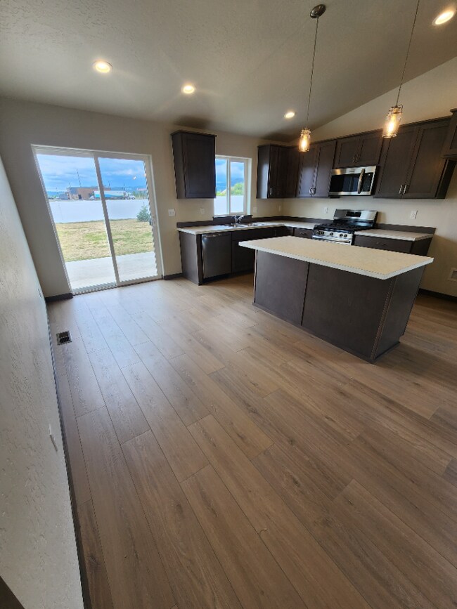 Building Photo - 3BR, 2BTH in Rathdrum