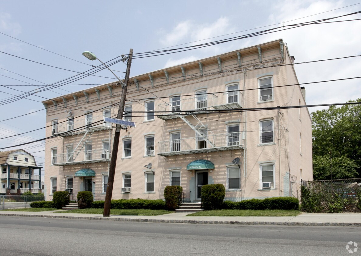Foto del edificio - 294-296 Fayette St