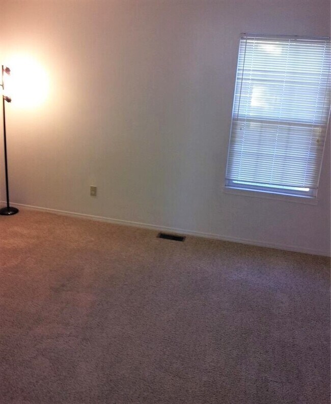 Foto del edificio - 3534 Queen Anne Way