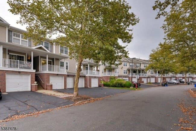 Photo - 68 Carter Rd Apartment