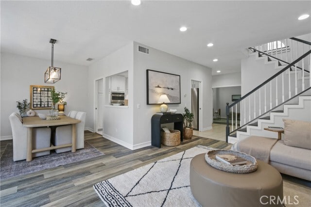 Building Photo - 24281 Briones Dr