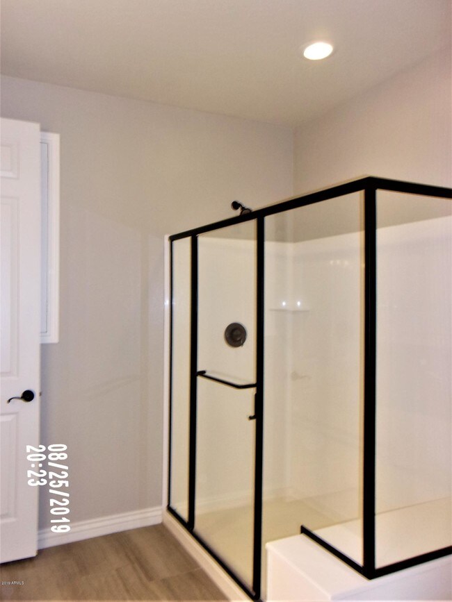 Foto del edificio - 15518 North 47th Pl