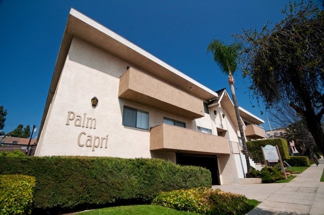 Building Photo - Palm Capri Apartments