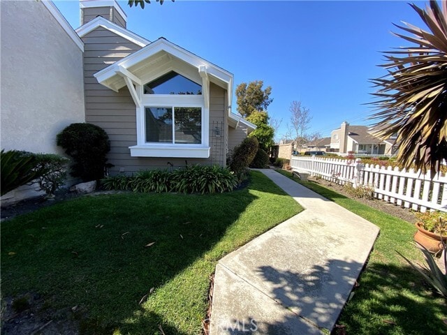 Building Photo - 31 Riverstone