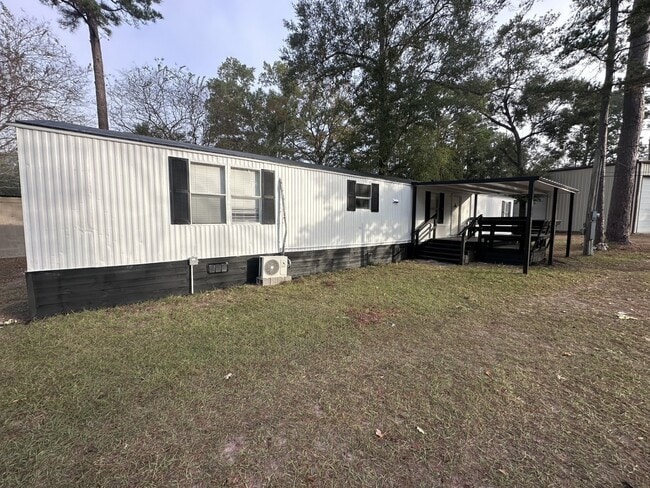 Foto del edificio - 9228 Sharyn Dr