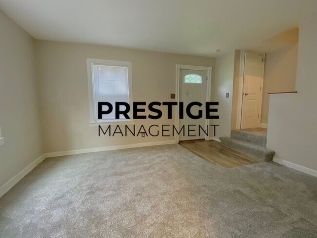 Foto del edificio - 2 Bed 1 Bath Town House
