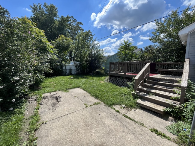 Building Photo - 1489 Berdan Ave