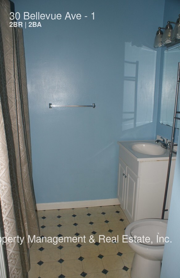 Building Photo - 30 Bellevue Ave
