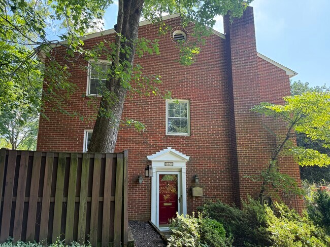Building Photo - 3307 Webley Ct