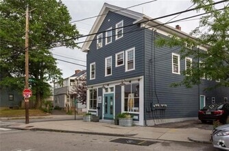 Building Photo - 186 Carpenter St