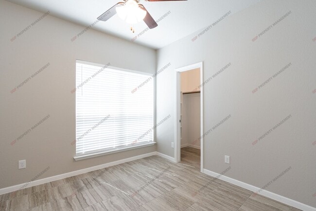 Building Photo - 721 Skylar Heights Dr