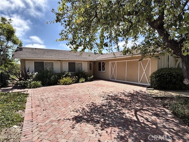 Foto del edificio - 28845 Briarhurst Dr