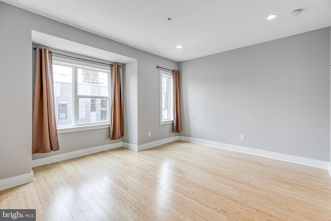 Foto del edificio - 2103 E Susquehanna Ave