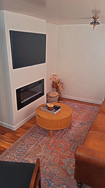 Fireplace - 22 Linwood St