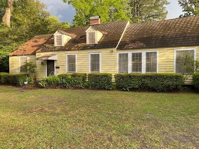 Primary Photo - 403 La Forrest St