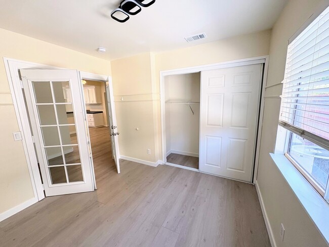 Building Photo - 9263 Owari Ln
