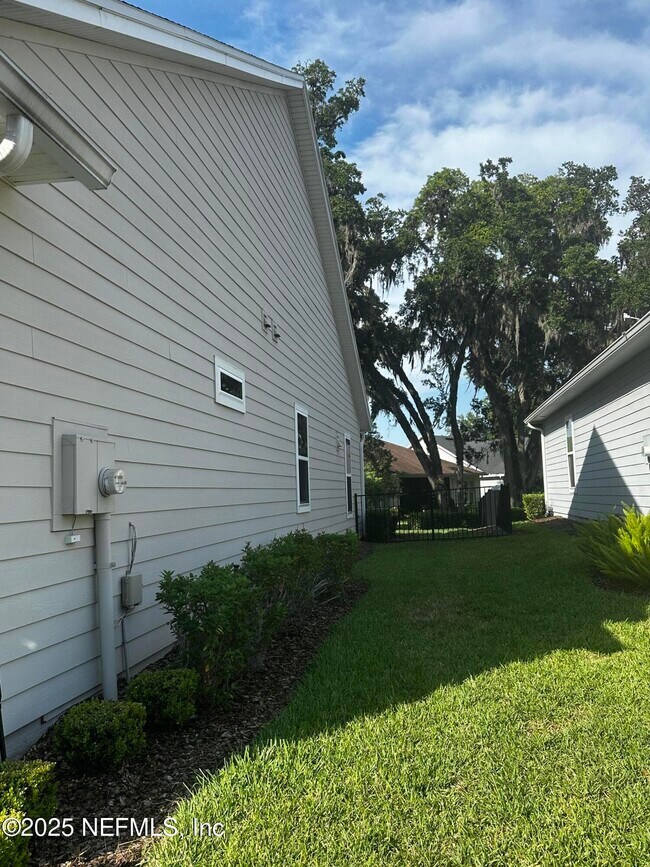 Foto del edificio - 8613 Homeplace Dr