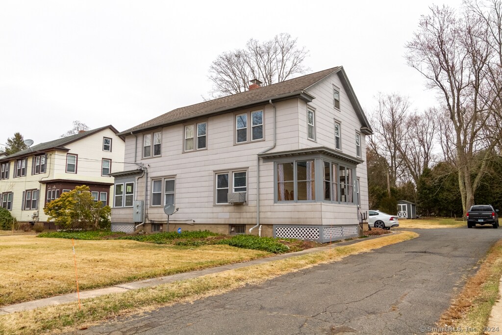 Primary Photo - 393 Plainville Ave