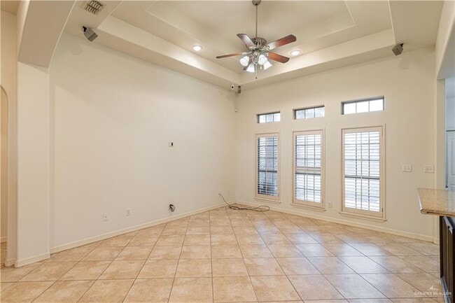 Building Photo - 2432 Xavier Ave W