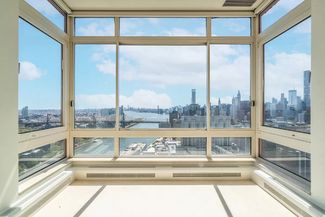 Foto del edificio - 523 E 72nd St