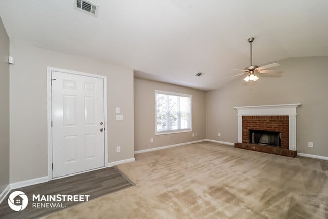 Building Photo - 205 Taylor Ridge Trail