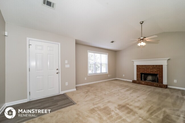 Foto del edificio - 205 Taylor Ridge Trail