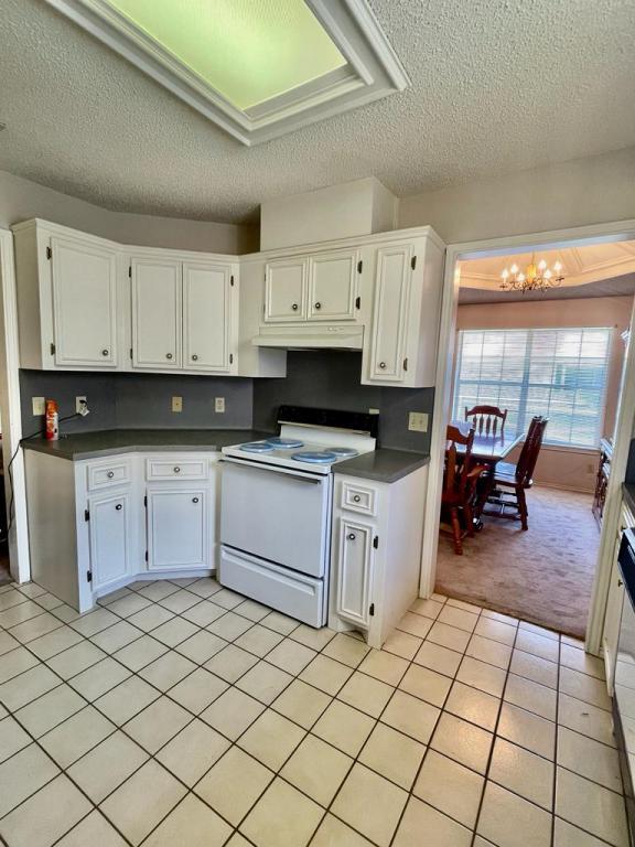 Building Photo - 2807 Montgomery Dr