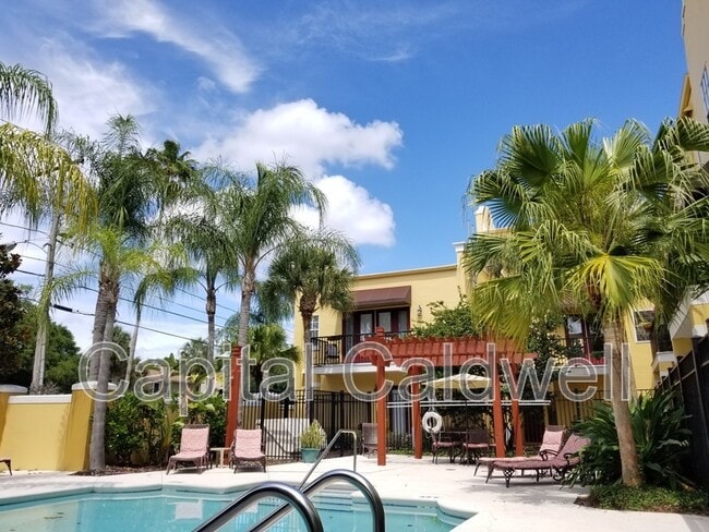 Building Photo - 3310 Las Campos Pl