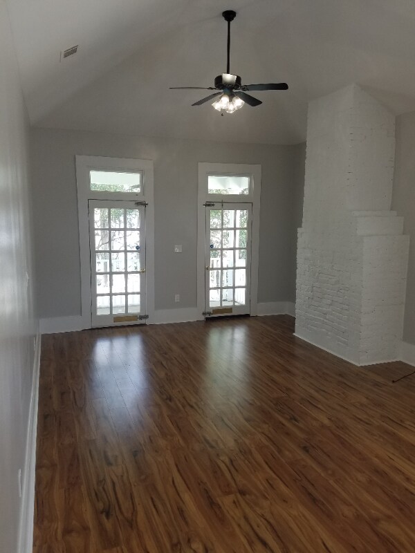 Building Photo - 307 W 41st St